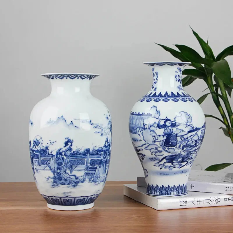 Classic Chinese Blue and White Ceramic Vase Antique Tabletop Porcelain Flower Vase For Hotel Dining Room Decoration Auraveia