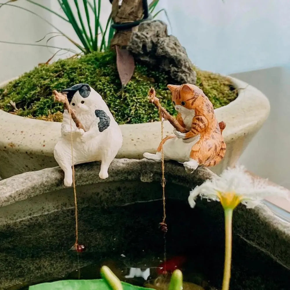 1PC Cat Fishing Aquarium Decoration Fish Tank Landscaping Statues Display Fishing Cat Hanging Decorations Auraveia