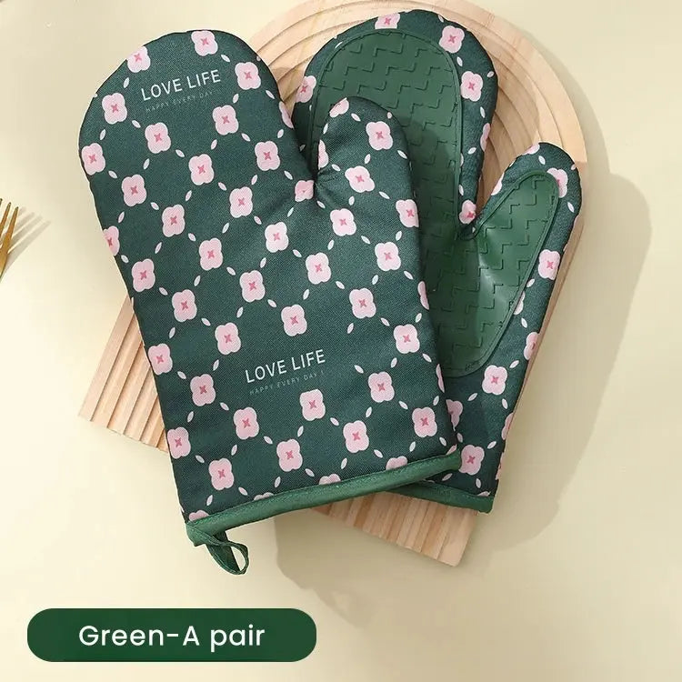 Silicone Oven Gloves High Temperature Resistant Anti-burn Non-slip Thickened for Kitchen Microwave Baking Dessert Tools - Auraveia