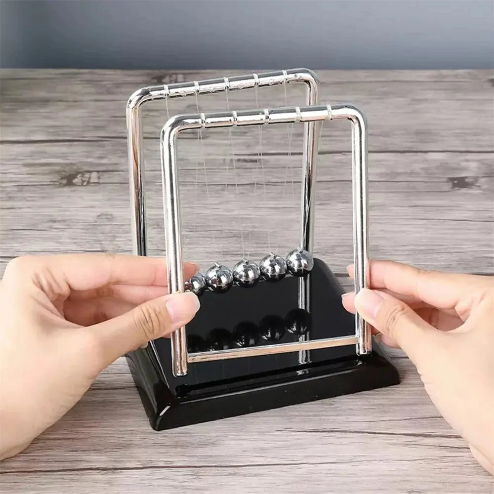 Steel Ball Newton's Cradle Auraveia